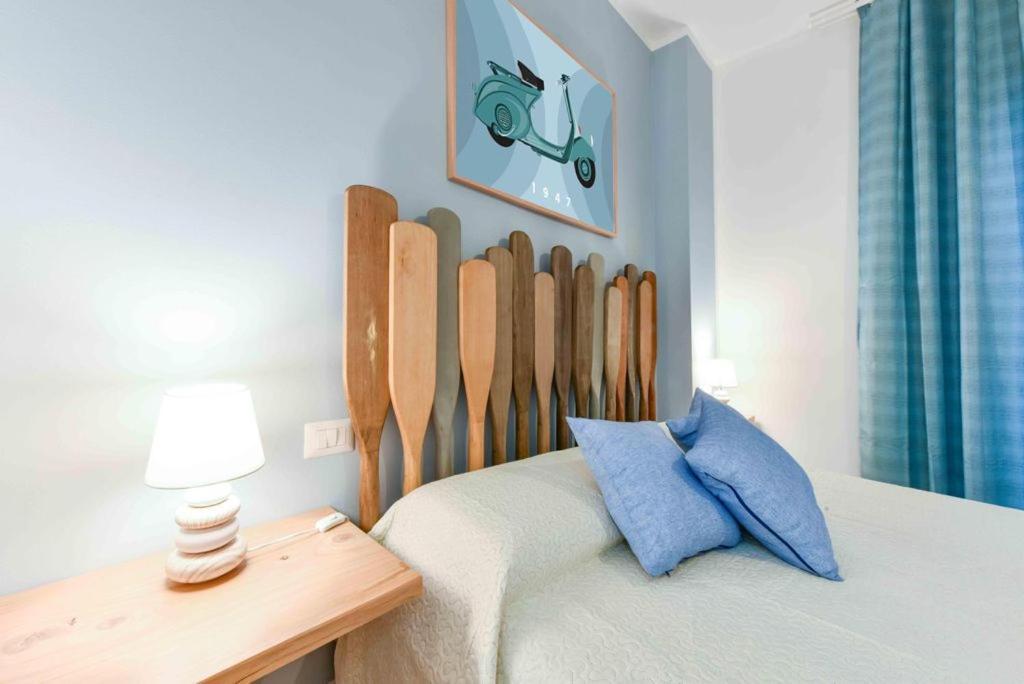 Vespa Apartments Монелья Экстерьер фото