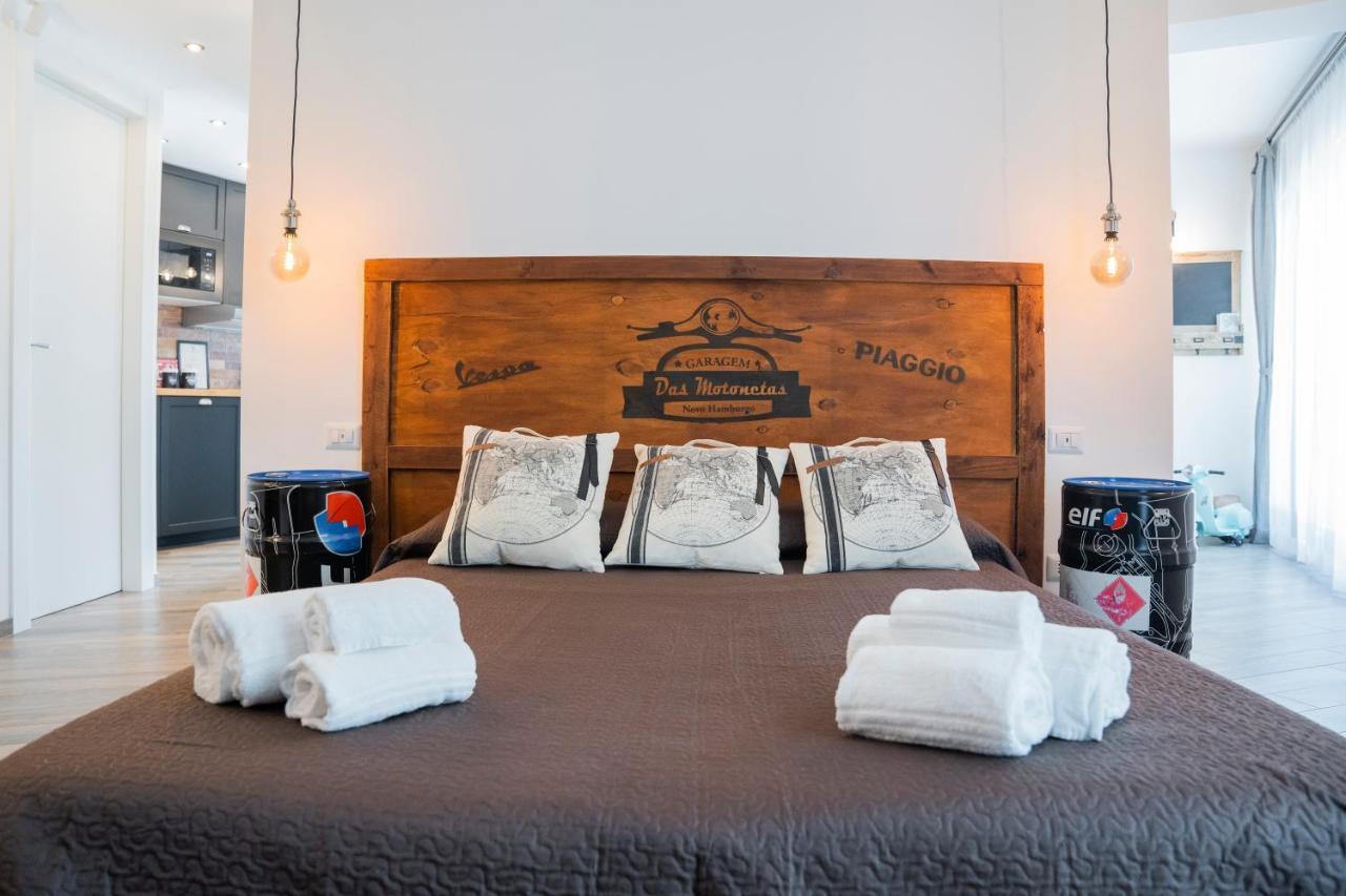 Vespa Apartments Монелья Экстерьер фото
